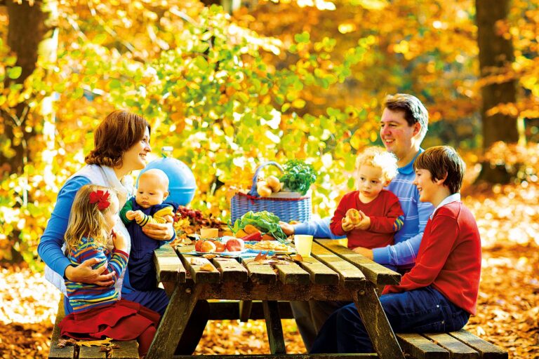 Ani na podzim se nemusíte vzdávat oblíbeného grilování a pikniků.