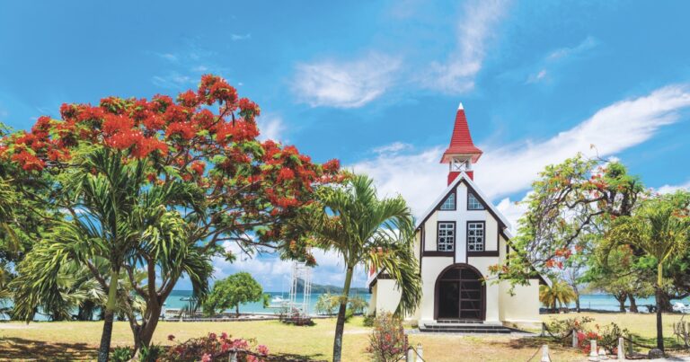 Mauricijská architektura má mnohdy konejšivě vesnické proporce.