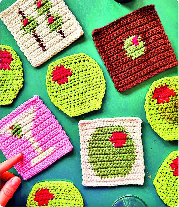 Zálibu v pletení, či háčkování můžete skvěte zužitkovat, fantazii se meze nekledou.