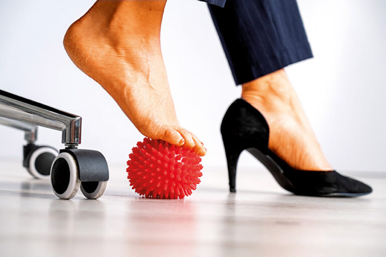 Masážní míček umí udělat hotové divy.