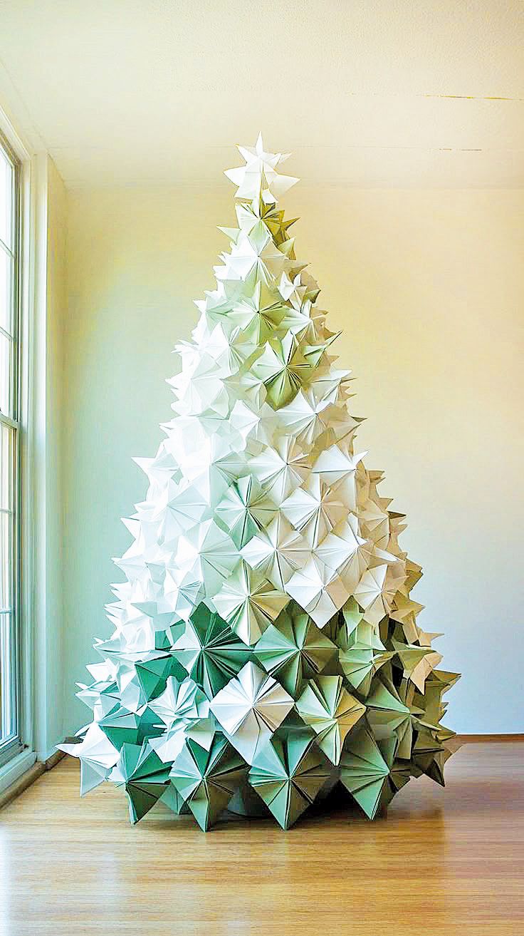 Originální papírové stromky jsou letos velkým hitem.