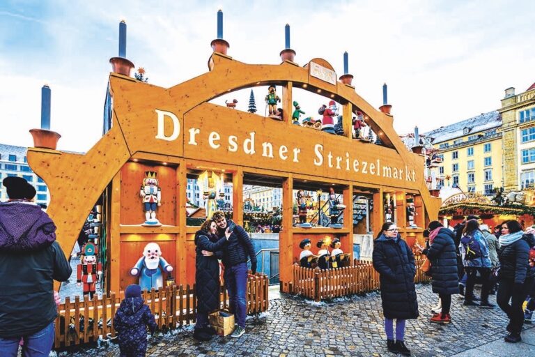 Náměstí Altmarkt je plné překvapení.