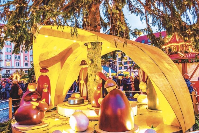 Potěšíte se také betlémy, mnohdy vyvedenými do nejmenších detailů.