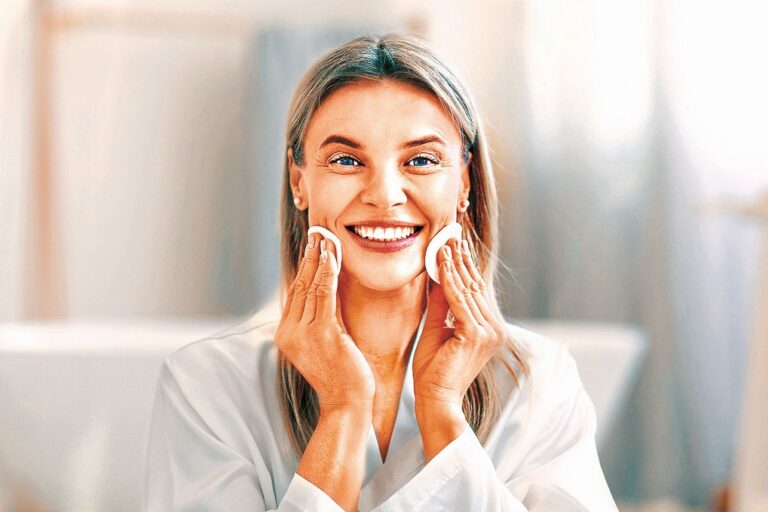 Na pleťové vodě z hroznového vína si pochutná i vaše pokožka.