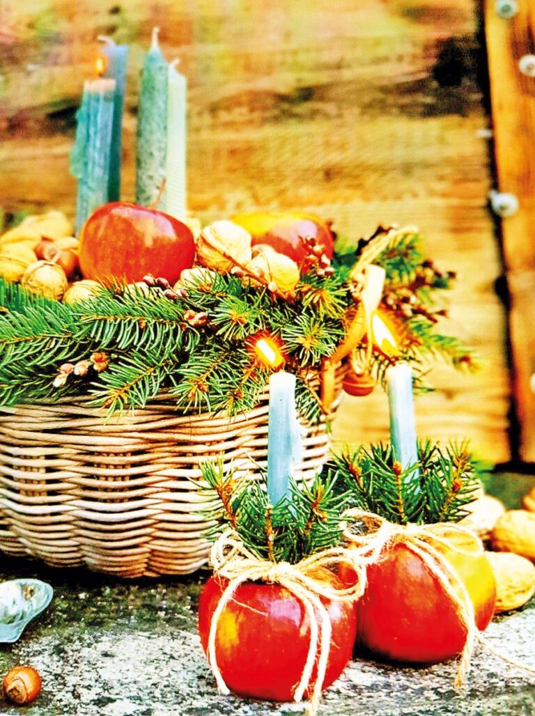 Vánoční svícen z jablíčka