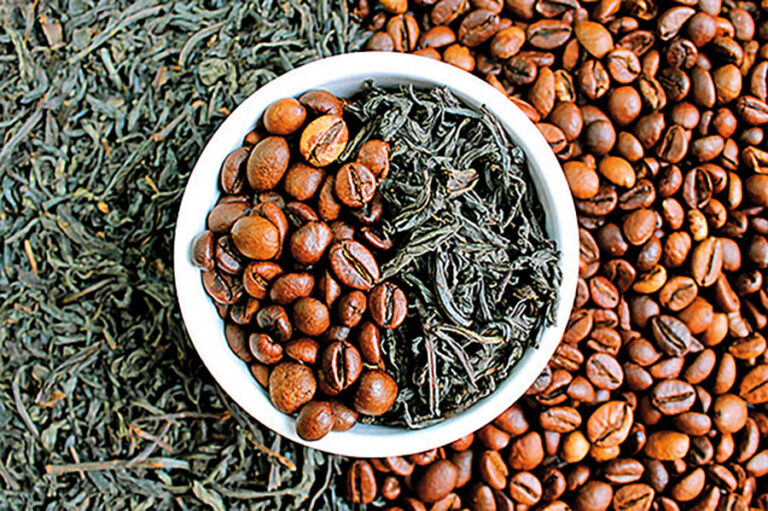 Jako první pomoc řadě lidí funguje káva s citronem.