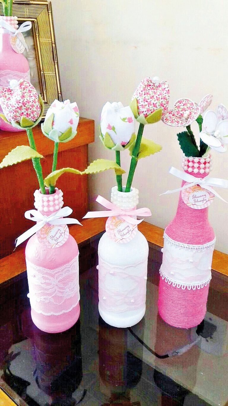 Pastelové barvy a krajka, to je prostě něžnost sama.