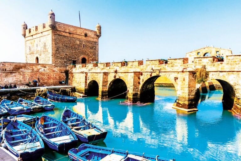 Essaouira je nejkrásnější přímořské letovisko v Maroku a zároveň malebné přístavní městečko.