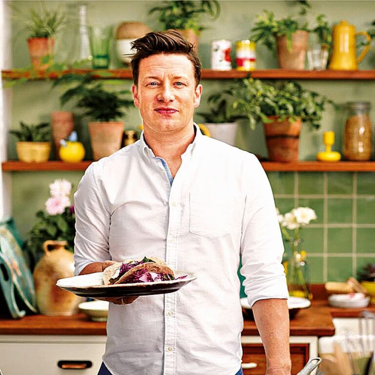 Jamie Oliver (47).