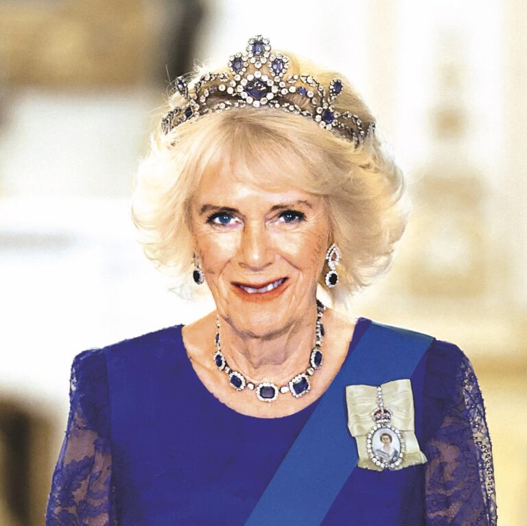 Královna Camilla (76).