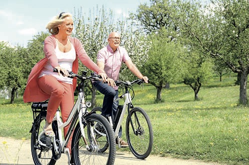 Jízda na kole je prevencí bércových vředů.