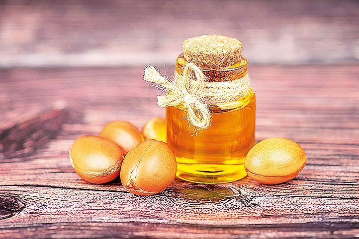 Arganový olej čili marocké zlato vlasy doslova milují.