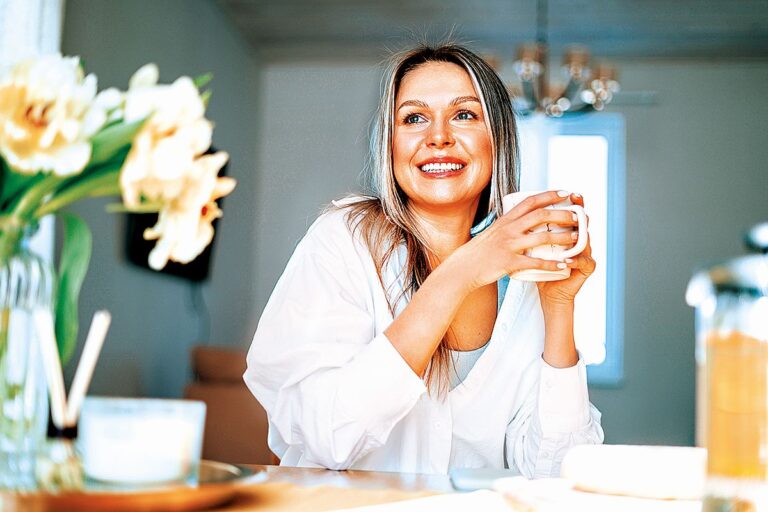 Nehormonálních přípravků na menopauzu je spousta – vyberte si podle obsahu bylinek ten svůj.