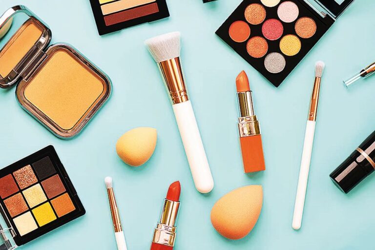 Chcete, aby váš make-up vydržel celý den? S bází žádný problém!