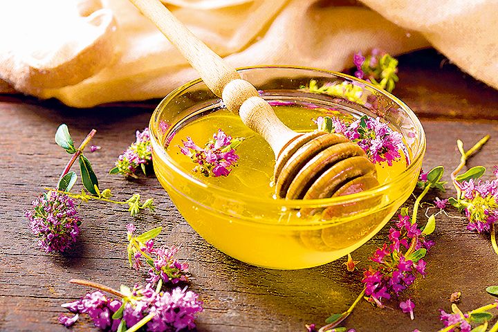 Med s tymiánem vám protáhne ucpané dutiny.