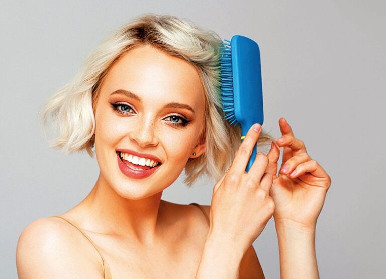 Některé účesy bohužel přidávají léta navíc.