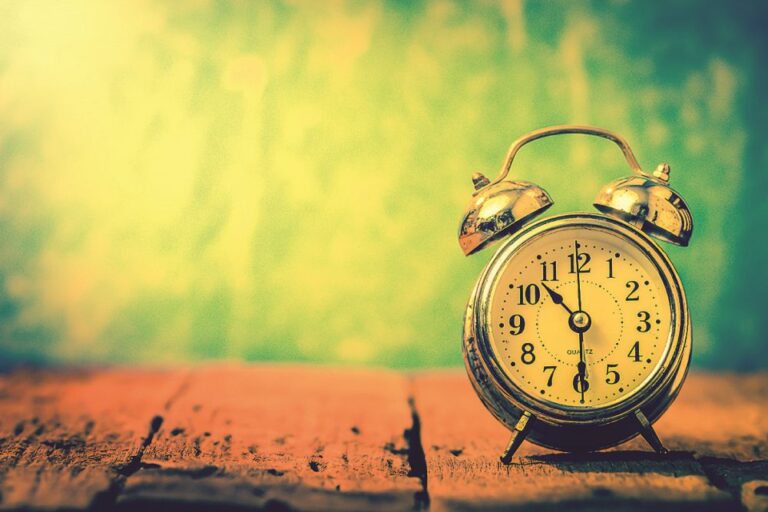 Každá hodina odpovídá jinému orgánu v těle.