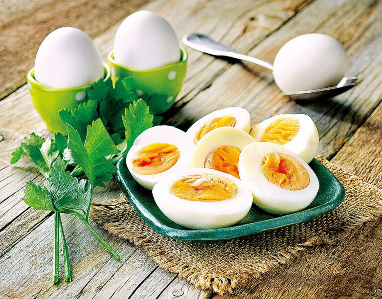 Vejce vařená natvrdo jsou pro tělo nejstravitelnější a nejzdravější.