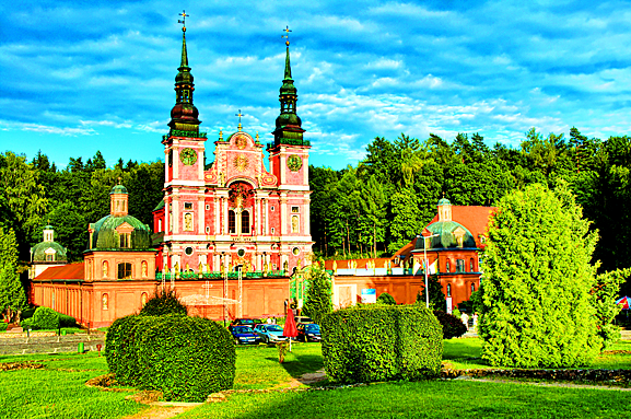 Turisty velmi vyhledávané jsou kromě Varšavy také polské Mazury.