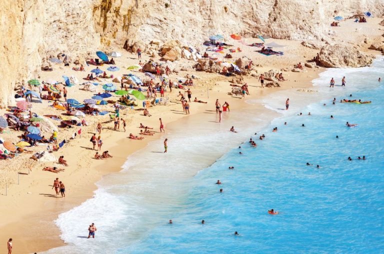 Pláž Porto Katsiki je považována za jednu z nejhezčích v Řecku,